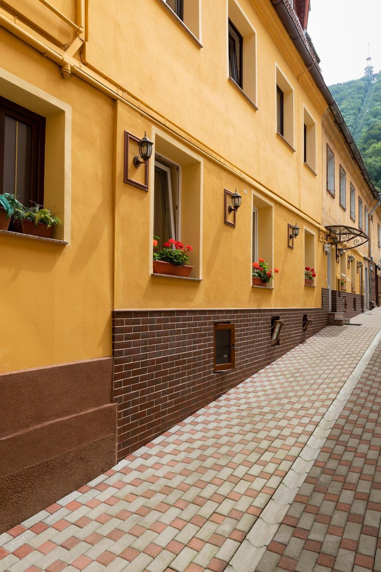 Hotel Natural Brasov Exterior photo